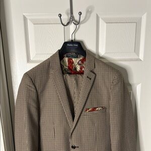 Men's Tan & Brown Suit